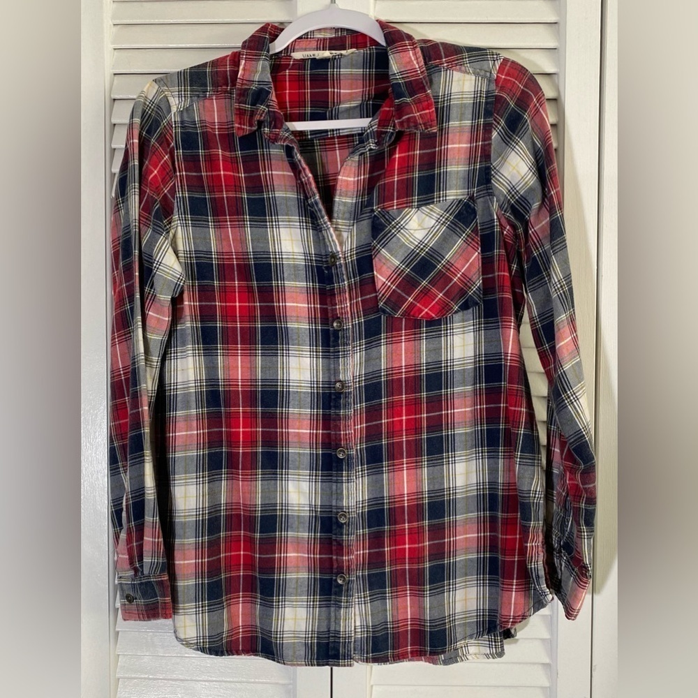 Vanilla Star Red Plaid Long Sleeve Button Up Shirt, Sz M, Pocket, Missing Button